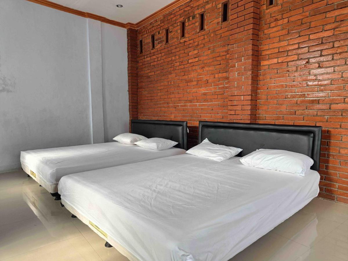 Jogo Segoro Homestay Mitra Reddoorz Near Pantai Sundak Gunungkidul Ngandong Екстер'єр фото